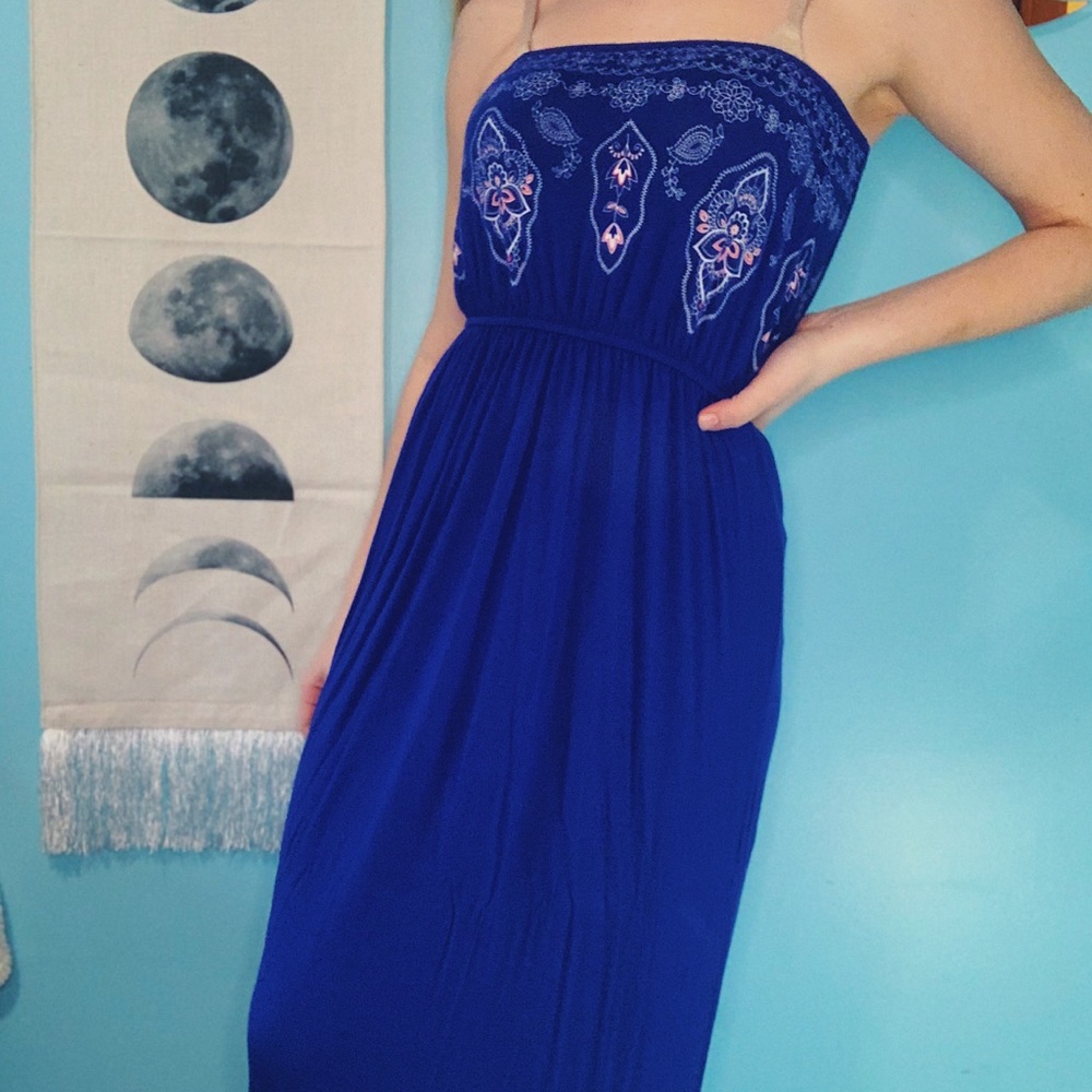 strapless blue dress